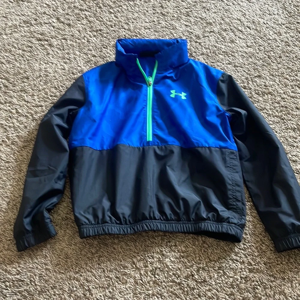 Under Armor Meshed Lined Hooded Pullover